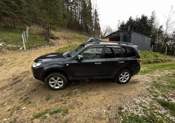 Subaru Forester cena 29999 przebieg: 290000, rok produkcji 2010 z Kraków małe 106